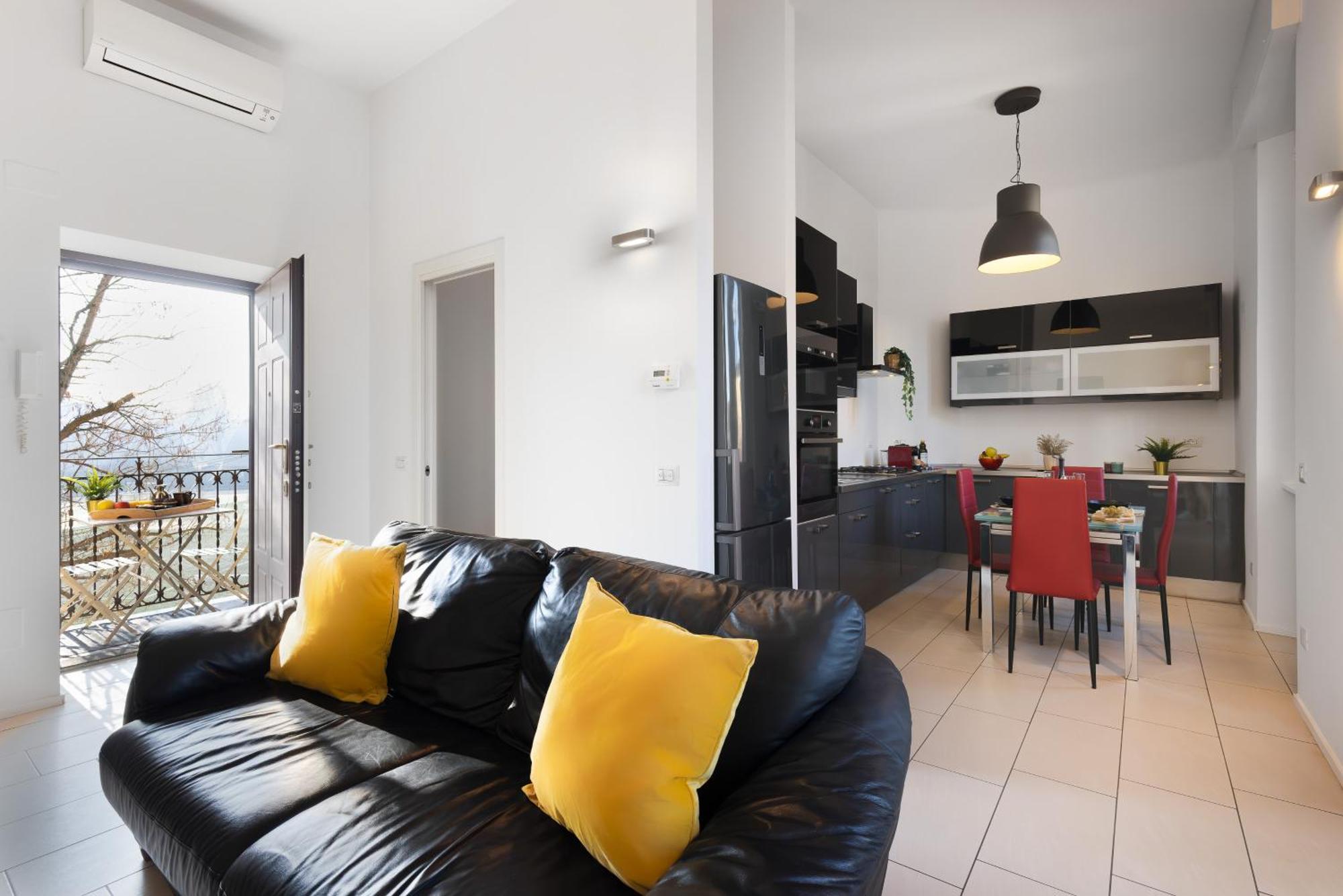 Nam House & Posto Auto Apartment Milan Exterior photo